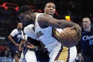 自己作为中 自己作为中