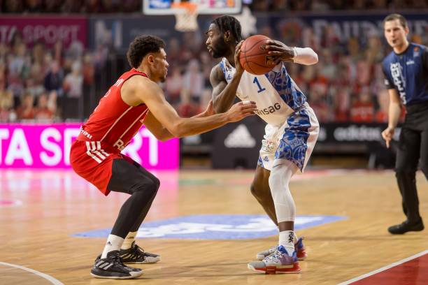 两个名字 两个名字